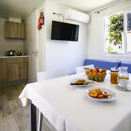 Villaggio Lido D'Abruzzo Roseto Degli Abruzzi Zimmer foto