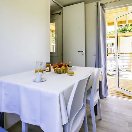 Villaggio Lido D'Abruzzo Roseto Degli Abruzzi Zimmer foto